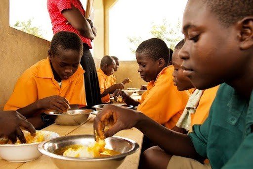 Eduwatch Africa Advocates for MMDA’S to Takeover School Feeding Management